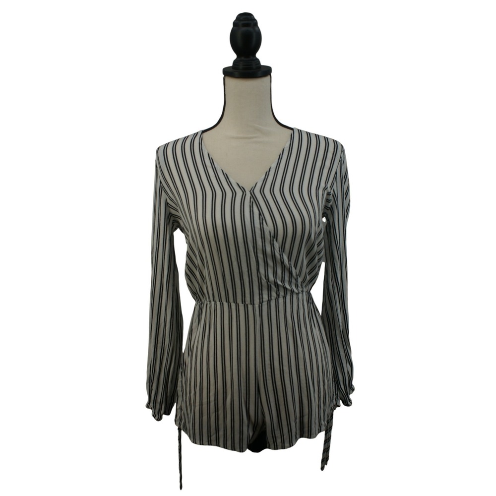 Kendall & Kylie Womens Striped Long Sleeve Wrap Front Romper Black White Size S